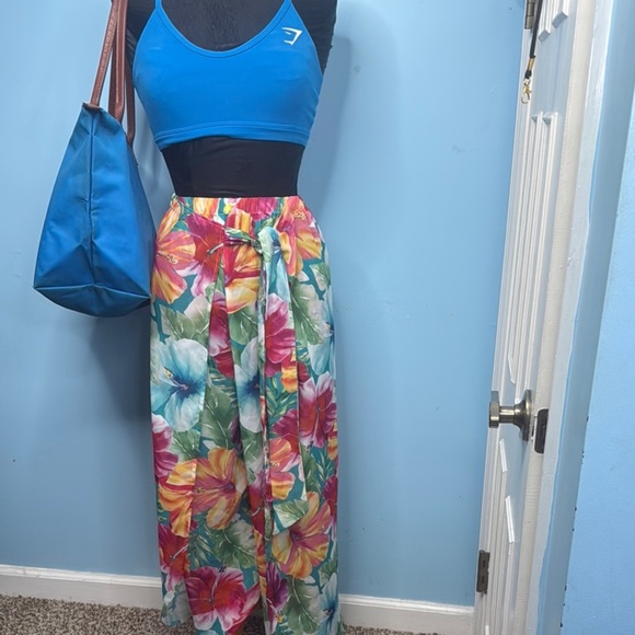 MUMU 🩷Barbie “ The Beach Pants” - Picture 1 of 10